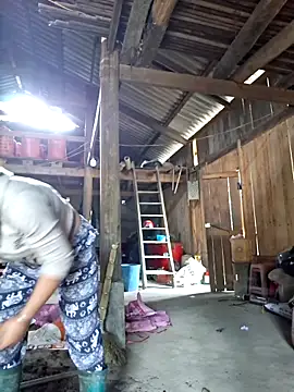 Snapshot of xuxulovezz chatting on 2, 3, 2026 xuxulovezz online show from 2, 3, 2026