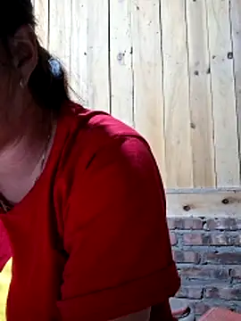 Snapshot of xuxulovezz chatting on 17, 2, 2026 xuxulovezz online show from 17, 2, 2026