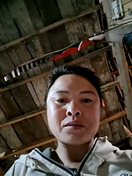 Snapshot of xuxulovezz chatting on 2, 3, 2026 xuxulovezz online show from 2, 3, 2026