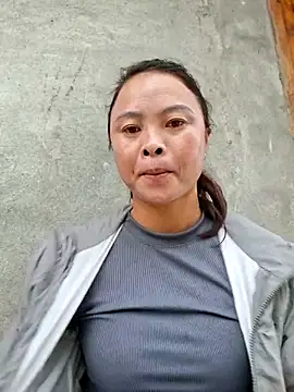 xuxulovezz online show from 9, 10, 2025