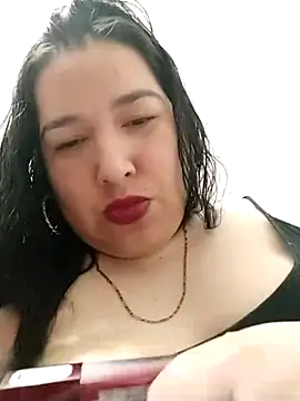 Snapshot of rossiteylor chatting on 26, 9, 2025 rossiteylor online show from 26, 9, 2025