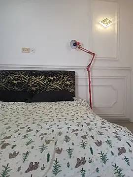 Zola Nooryi online show from 8, 2, 2026