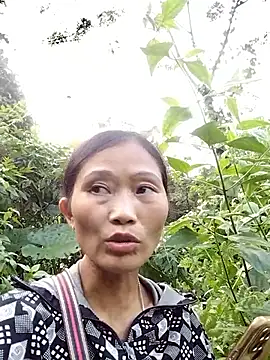 abigail-00 online show from 12, 10, 2025