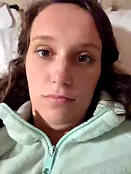 brunettebabexo3 online show from 23, 10, 2025