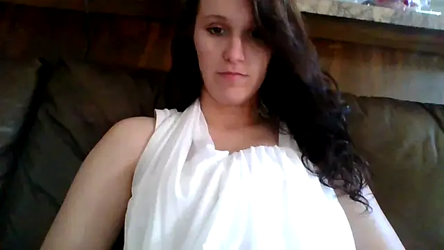 brunettebabexo3 online show from 13, 3, 2026