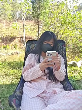 Helen-Tran online show from 5, 2, 2026