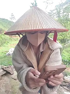 Helen-Tran online show from 12, 11, 2025