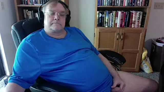Vinyl22xh online show from 3, 5, 2026