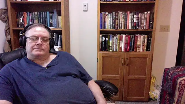 Snapshot of Vinyl22@xh chatting on 16, 7, 2026 Vinyl22xh online show from 16, 7, 2026