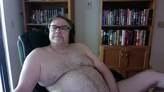 Vinyl22xh online show from 21, 4, 2026