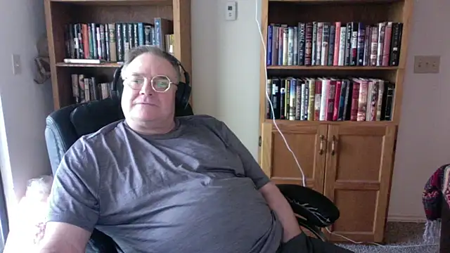 Vinyl22xh online show from 4, 6, 2026