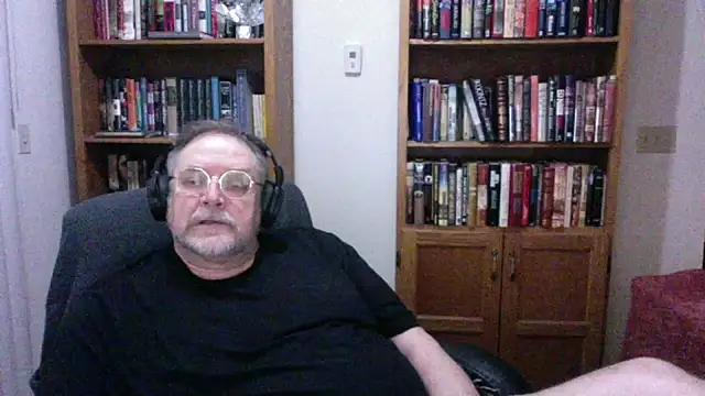 Vinyl22xh online show from 28, 2, 2026