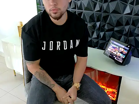 Snapshot of maximus888A chatting on 21, 10, 2025 maximus888A online show from 21, 10, 2025