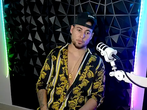 Snapshot of maximus888A chatting on 17, 10, 2025 maximus888A online show from 17, 10, 2025