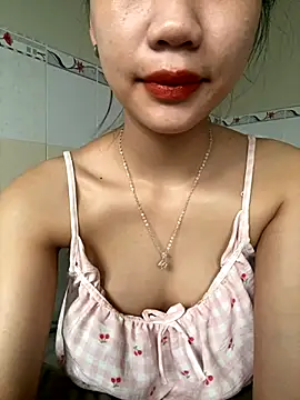 Linh247380 online show from 27, 10, 2025