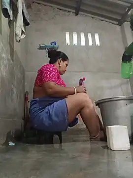 reya743 online show from 7, 11, 2025