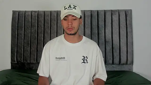 aroncooper1 online show from 7, 10, 2025