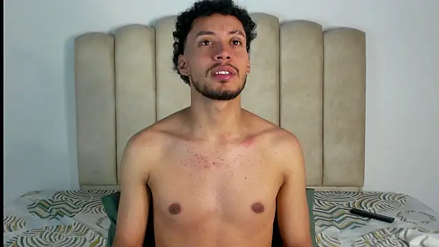 aroncooper1 online show from 17, 10, 2025