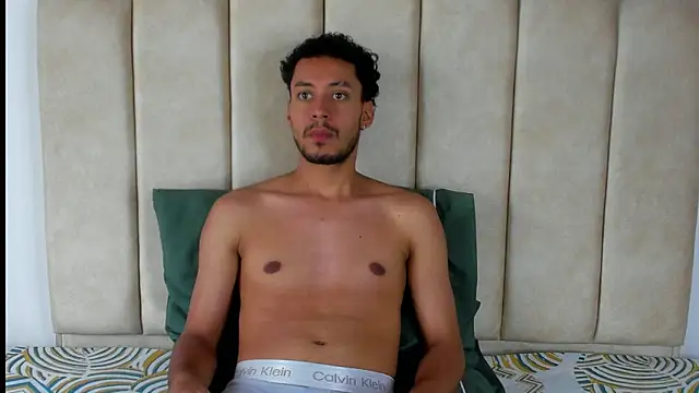 aroncooper1 online show from 16, 10, 2025