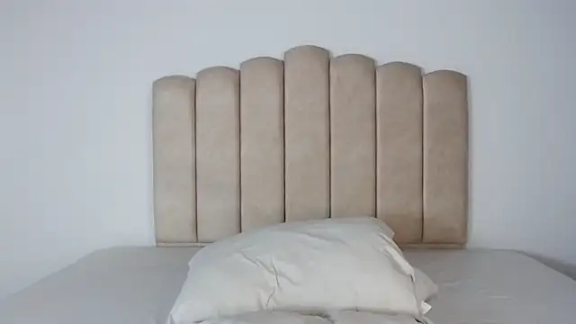 aroncooper1 online show from 18, 11, 2025