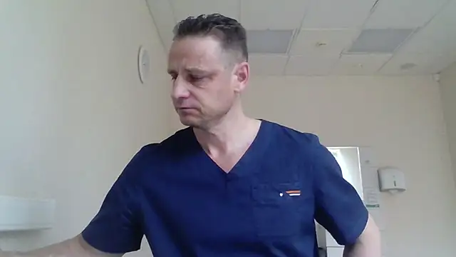 Snapshot of Freeze_Fire chatting on 18, 10, 2025 Freeze Fire online show from 18, 10, 2025