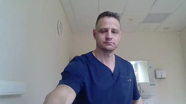 Snapshot of Freeze_Fire chatting on 14, 10, 2025 Freeze Fire online show from 14, 10, 2025