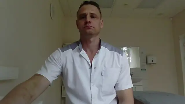 Snapshot of Freeze_Fire chatting on 22, 10, 2025 Freeze Fire online show from 22, 10, 2025