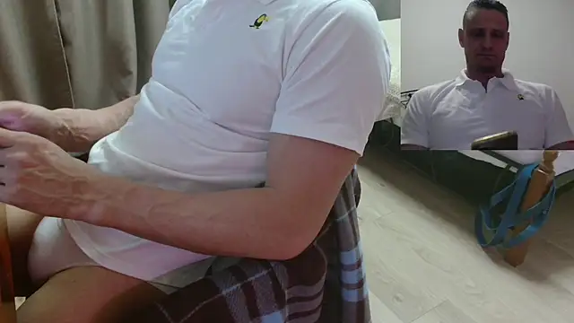 Snapshot of Freeze_Fire chatting on 20, 11, 2025 Freeze Fire online show from 20, 11, 2025