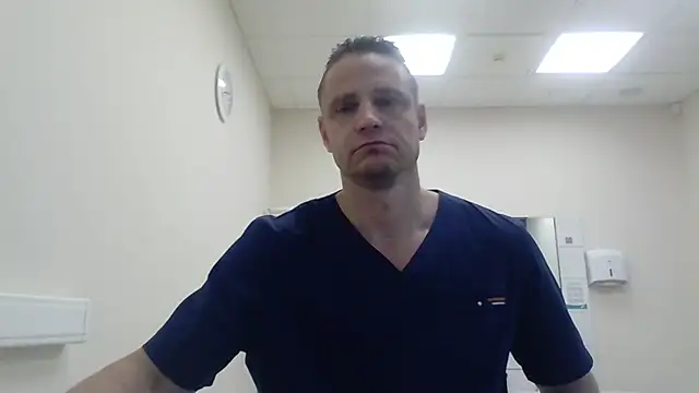 Snapshot of Freeze_Fire chatting on 3, 11, 2025 Freeze Fire online show from 3, 11, 2025