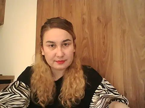 Loriveth online show from 6, 10, 2025
