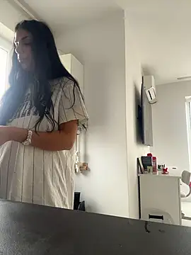 AylinHazellx online show from 26, 10, 2025