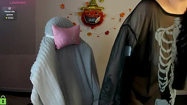 Elsie Cutties online show from 30, 10, 2025