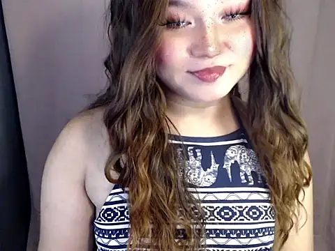 Eyes-on-me online show from 26, 11, 2025