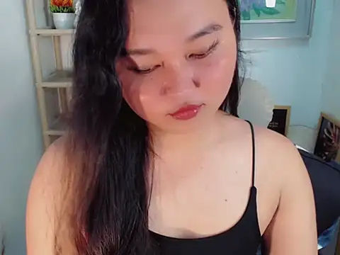 Eyes-on-me online show from 18, 6, 2026