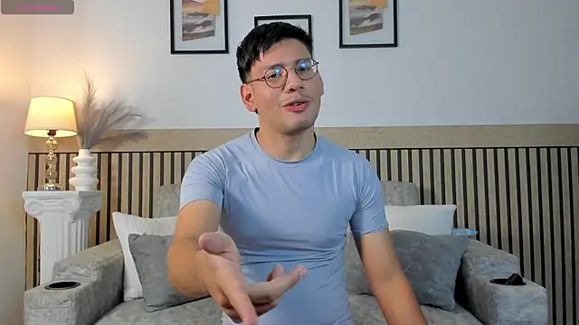 marcuswildx online show from 21, 4, 2026