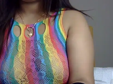 Snapshot of Aaliya02 chatting on 23, 9, 2025 Aaliya02 online show from 23, 9, 2025