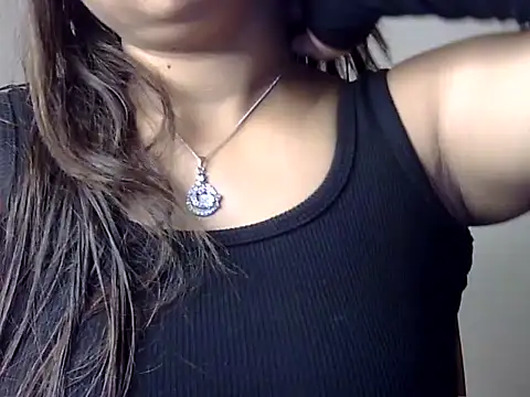Snapshot of Aaliya02 chatting on 2, 10, 2025 Aaliya02 online show from 2, 10, 2025