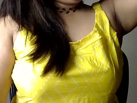 Aaliya02 online show from 13, 11, 2025