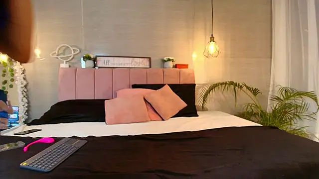 eimi rosse18 online show from 21, 10, 2025