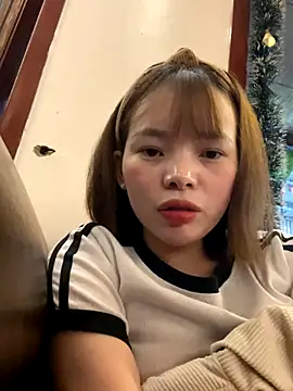 EllieYun online show from 7, 10, 2025