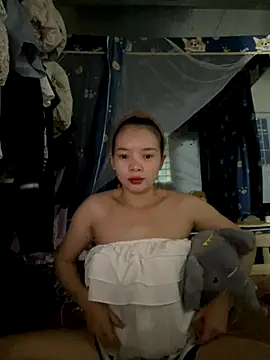 EllieYun online show from 8, 10, 2025