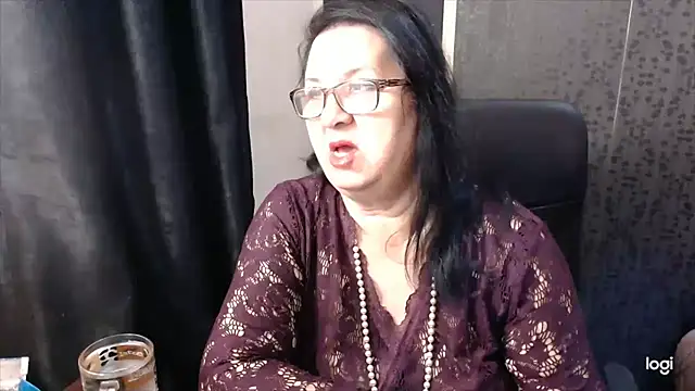 MissSanjanne online show from 27, 11, 2025