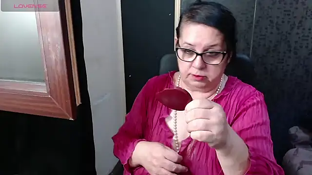 MissSanjanne online show from 28, 6, 2026