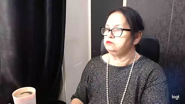 MissSanjanne online show from 7, 11, 2025