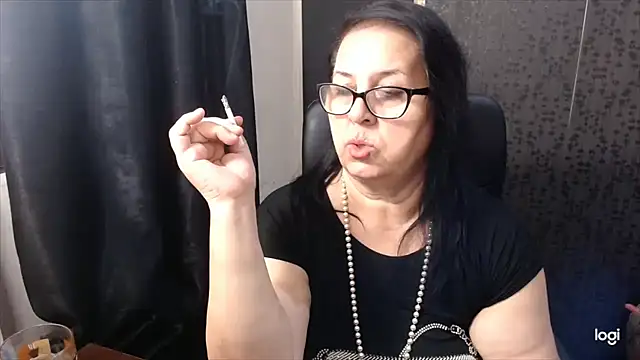 MissSanjanne online show from 28, 9, 2025