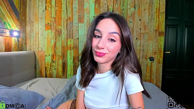 Elliizabeth online show from 24, 10, 2025