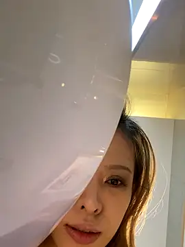 miumiu-66 online show from 28, 10, 2025