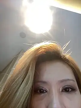 miumiu-66 online show from 21, 10, 2025