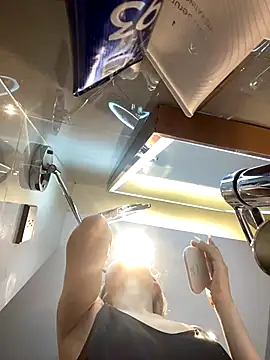 miumiu-66 online show from 17, 10, 2025