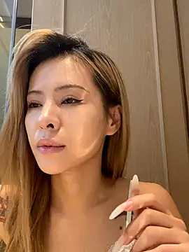 miumiu-66 online show from 14, 11, 2025